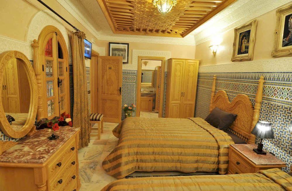 Dar Al Madina Al Kadima Hotel Fez Exterior photo